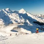 Blick auf das Skigebiet Jungfrau Wengen in der Schweiz